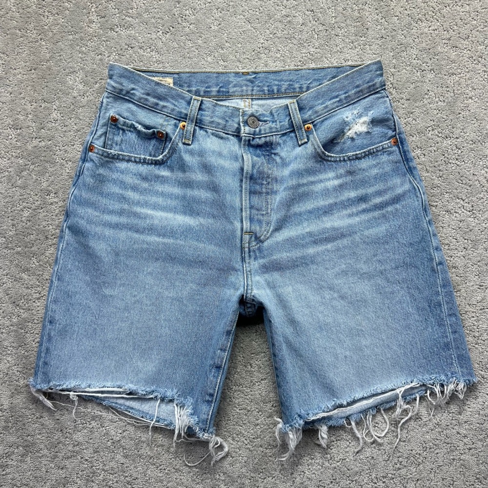 Levis Premium 501 Denim Shorts Womens W28 Blue Light Wash Distressed Cut Off